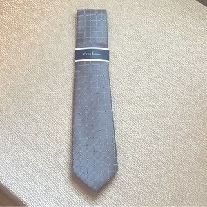 NWT Club Room Wayne Grid Tie Silver Gray Shimmer